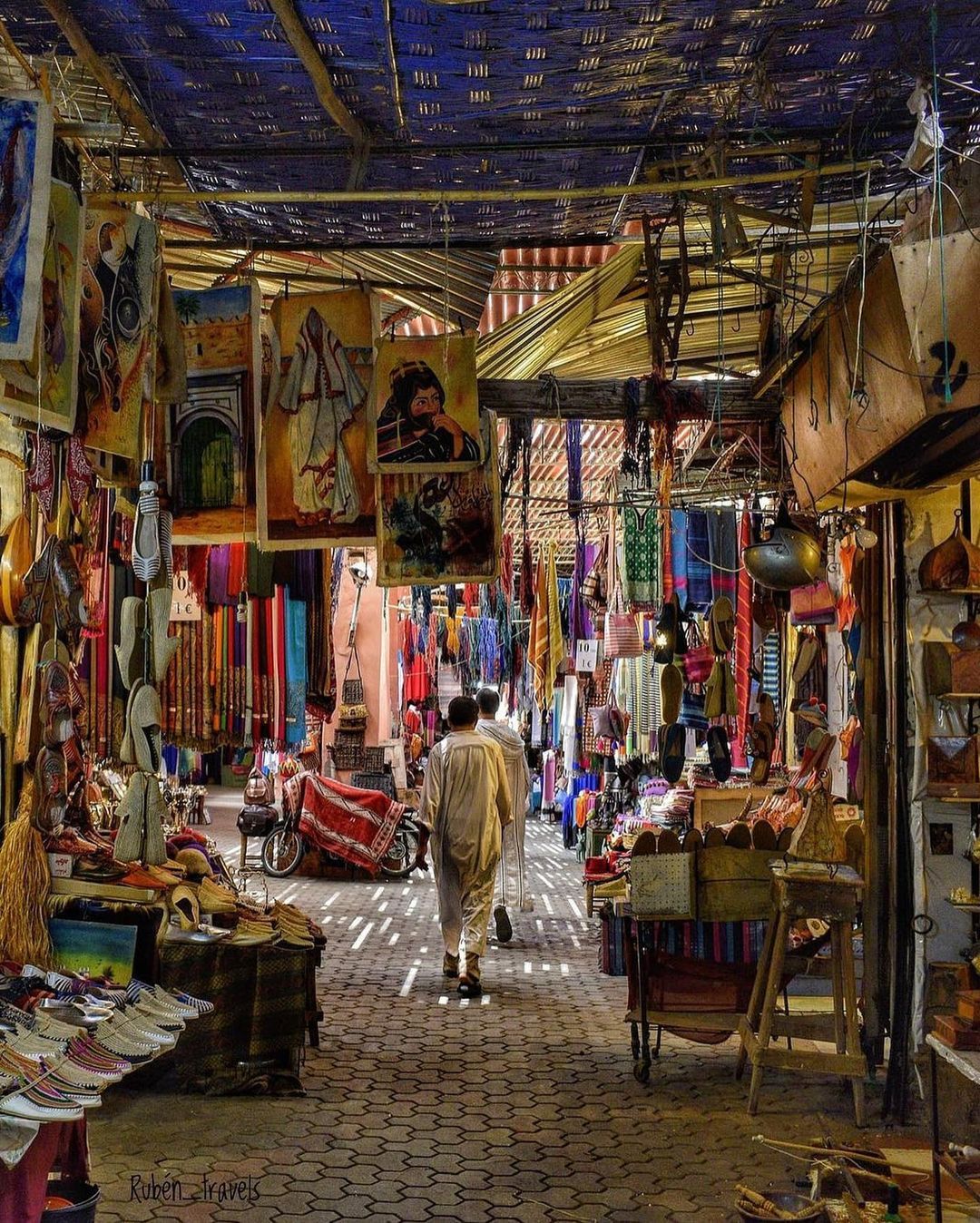 Marrakech: Bahia Palace, Ben Youssef & Souk Tour with Guide